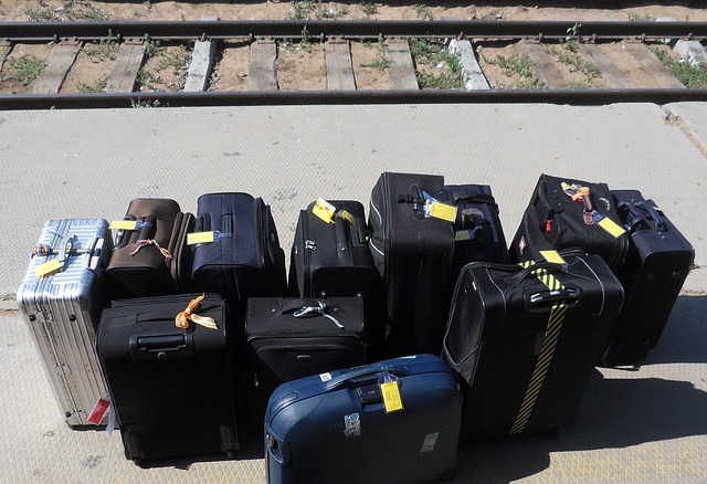 Handgepäck: Koffer und Trolleys